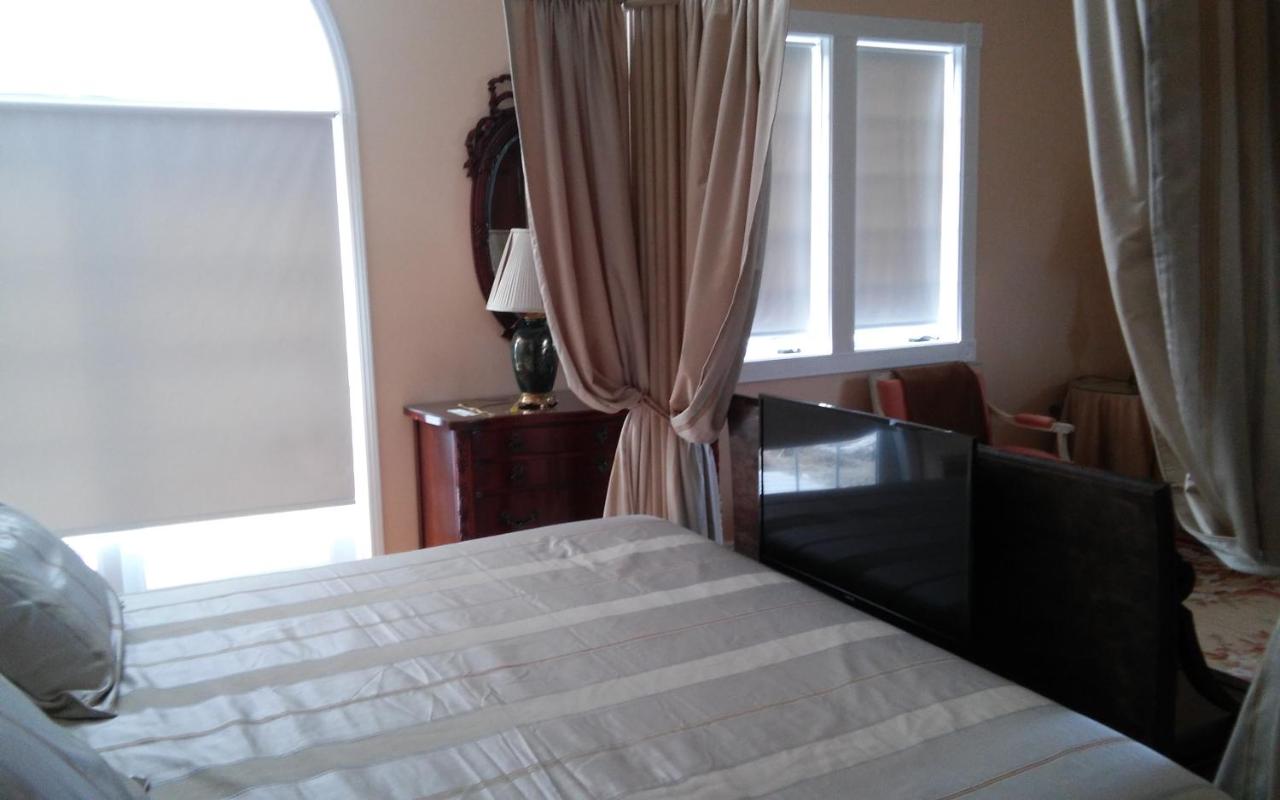 | Inntiquity, A Country Inn