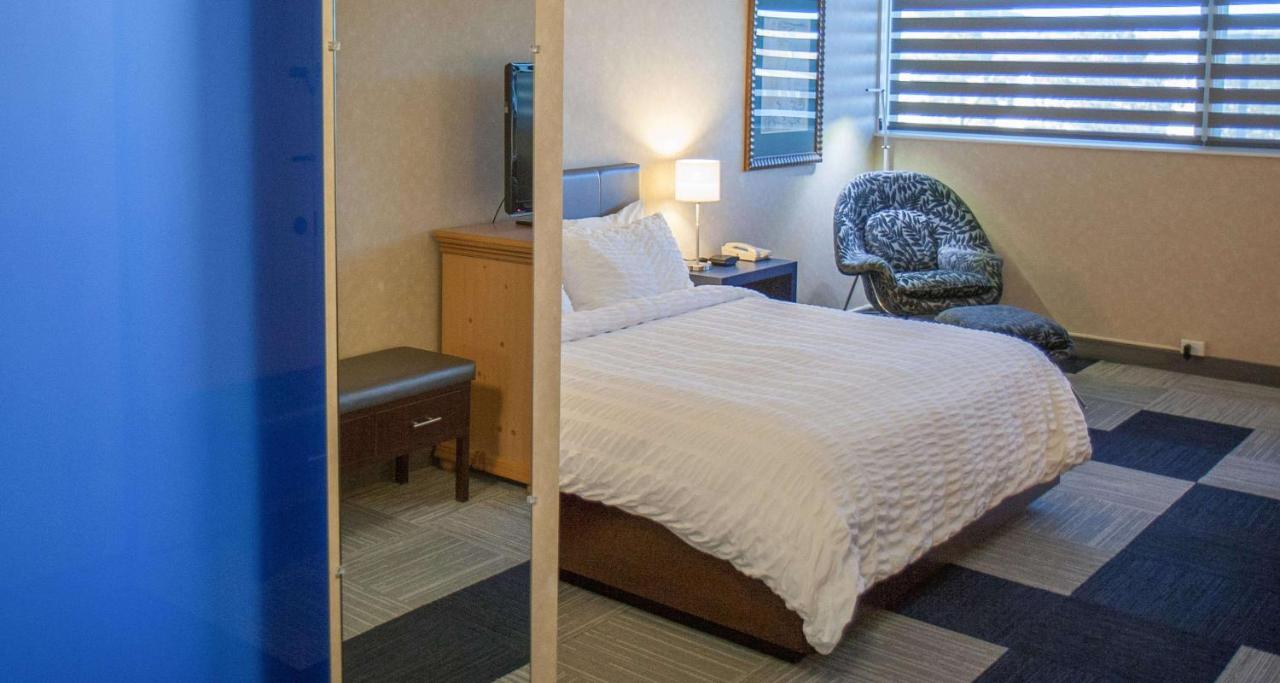  | The Rushmore Hotel & Suites, BW Premier Collection