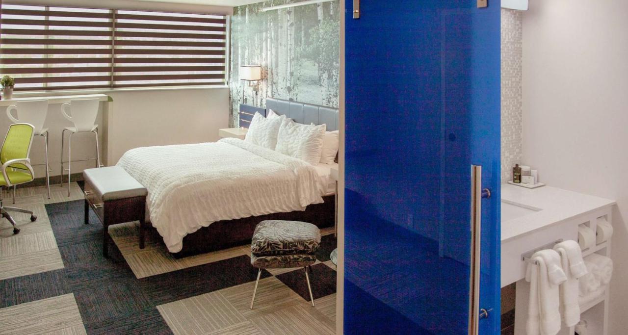 King Room with City View at The Rushmore Hotel & Suites, BW Premier Collection