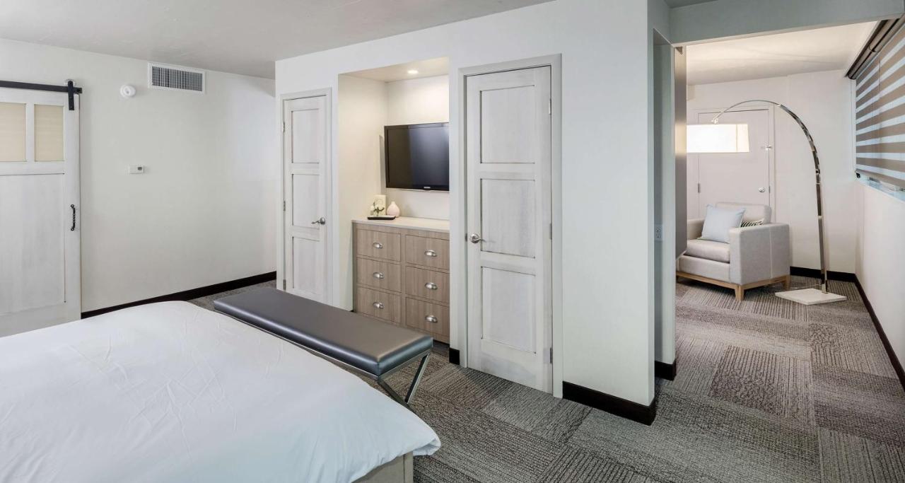  | The Rushmore Hotel & Suites, BW Premier Collection