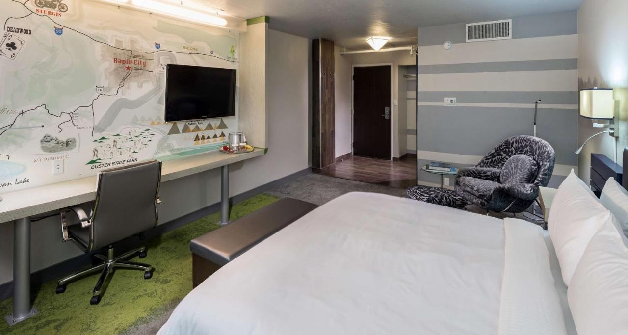  | The Rushmore Hotel & Suites, BW Premier Collection
