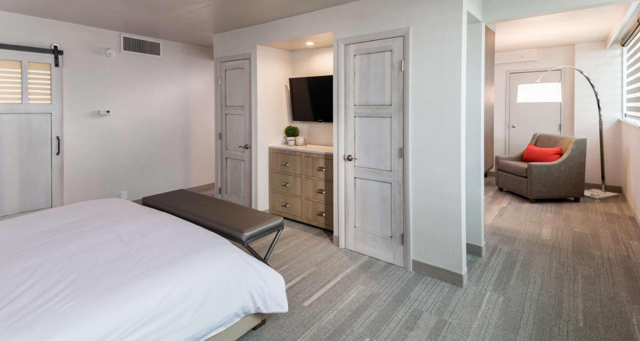  | The Rushmore Hotel & Suites, BW Premier Collection