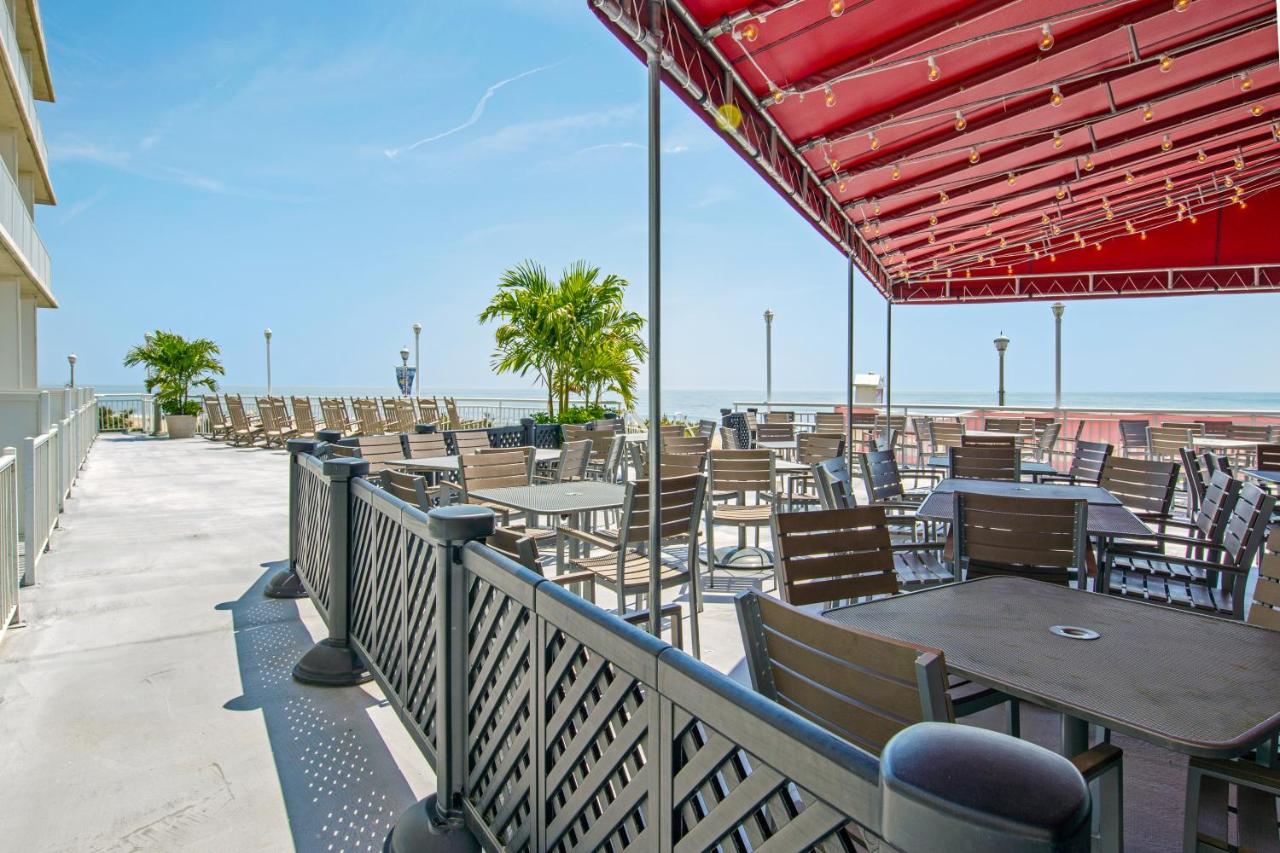  | Commander Hotel & Suites