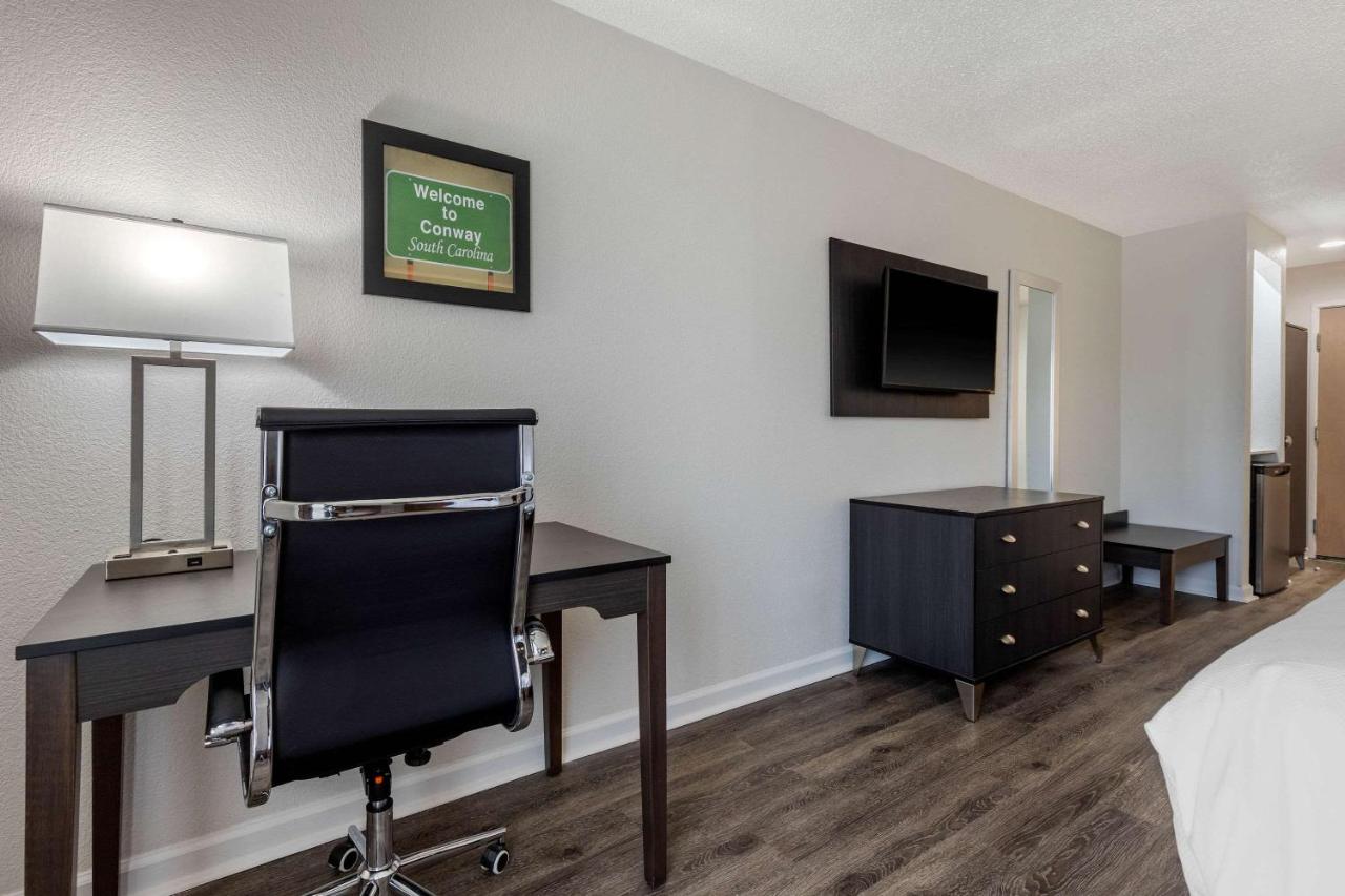 Queen Room with Two Queen Beds - Non-Smoking at Econo Lodge at the University
