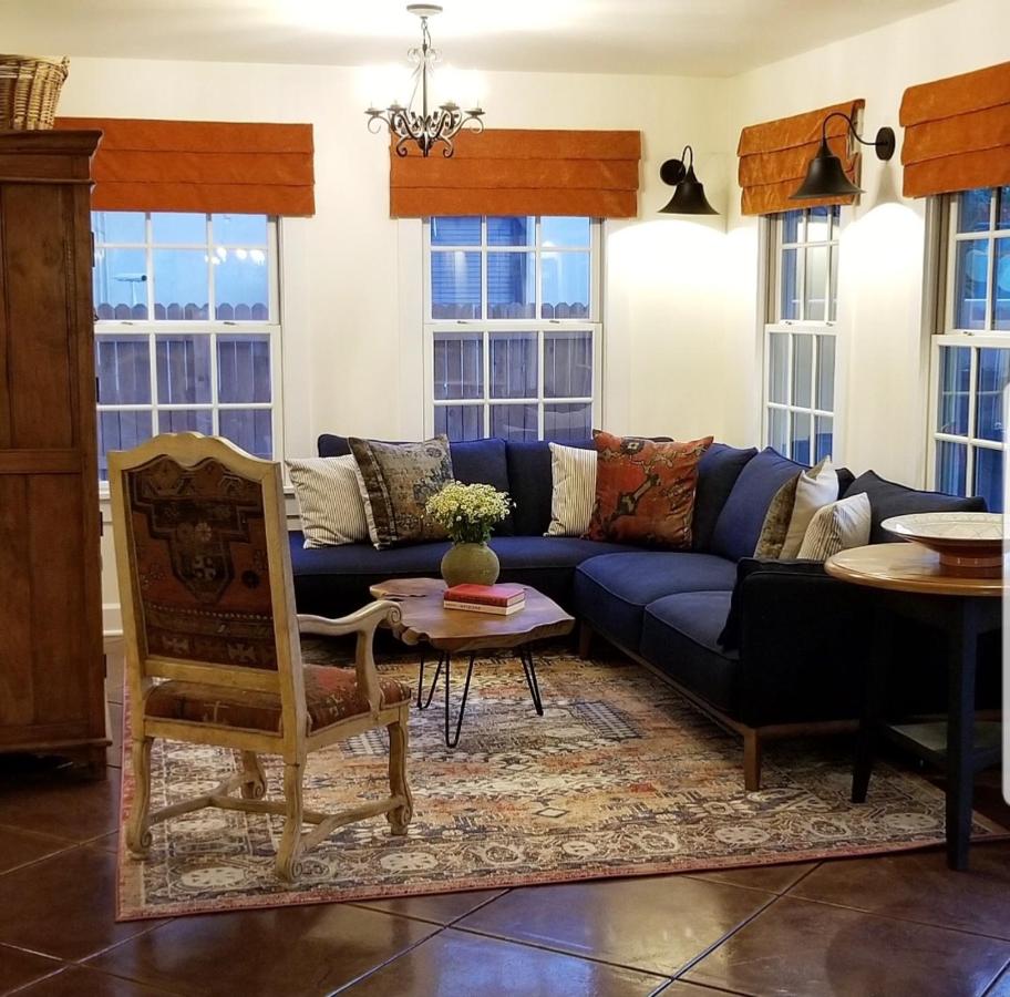 | Armory Park Inn