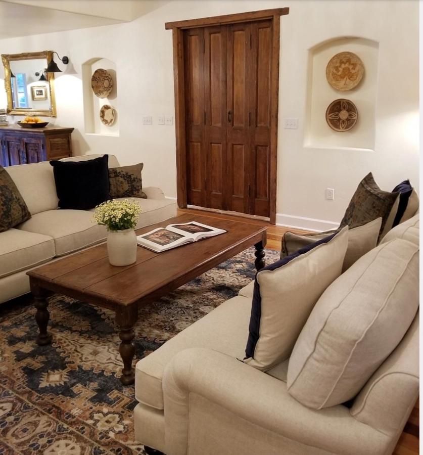 | Armory Park Inn