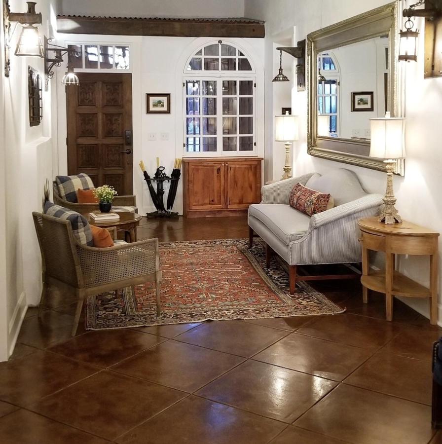 | Armory Park Inn