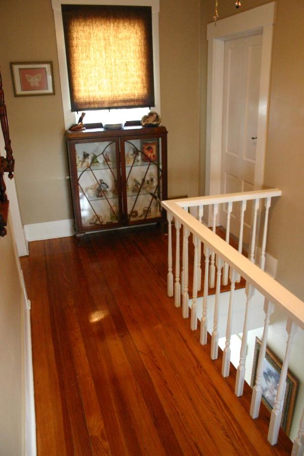 | Whooping Crane Manor B & B