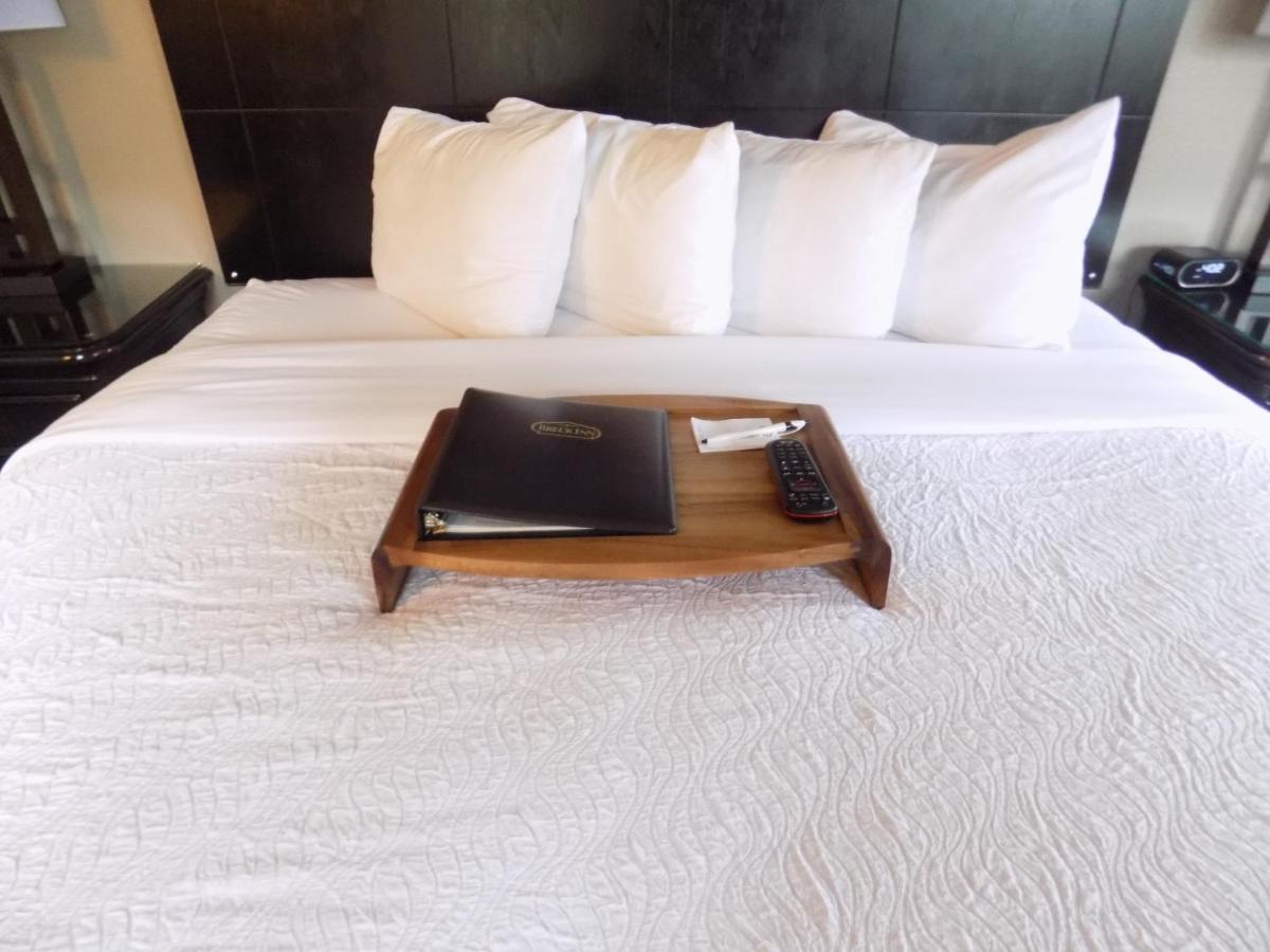 | Breck Inn