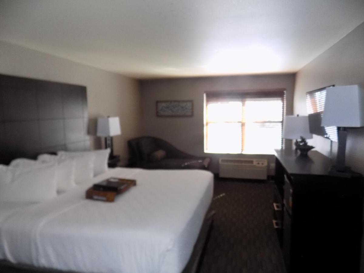 | Breck Inn