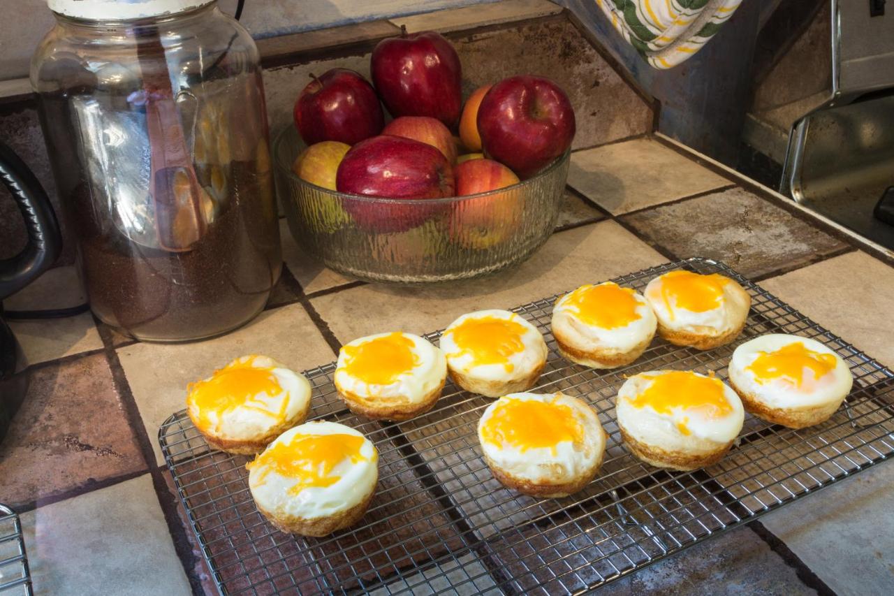 | Auld Sweet Olive Bed and Breakfast