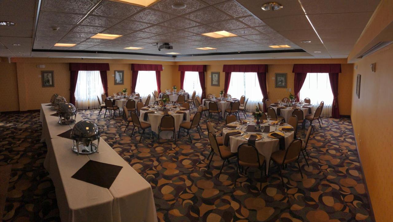| Mineral Palace Hotel & Gaming