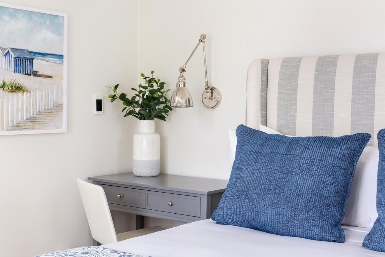 | Hideaway Santa Barbara, A Kirkwood Collection Hotel