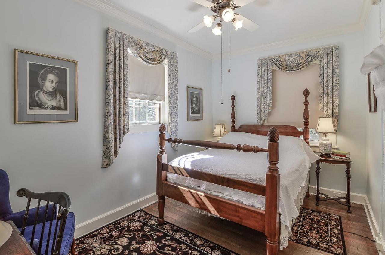 | Cedars of Williamsburg Bed & Breakfast
