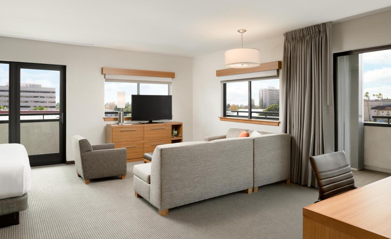 King Room - Specialty at Hyatt Place Pasadena