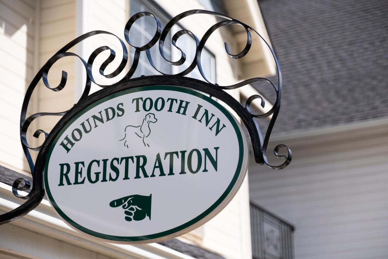 | Hounds Tooth Inn