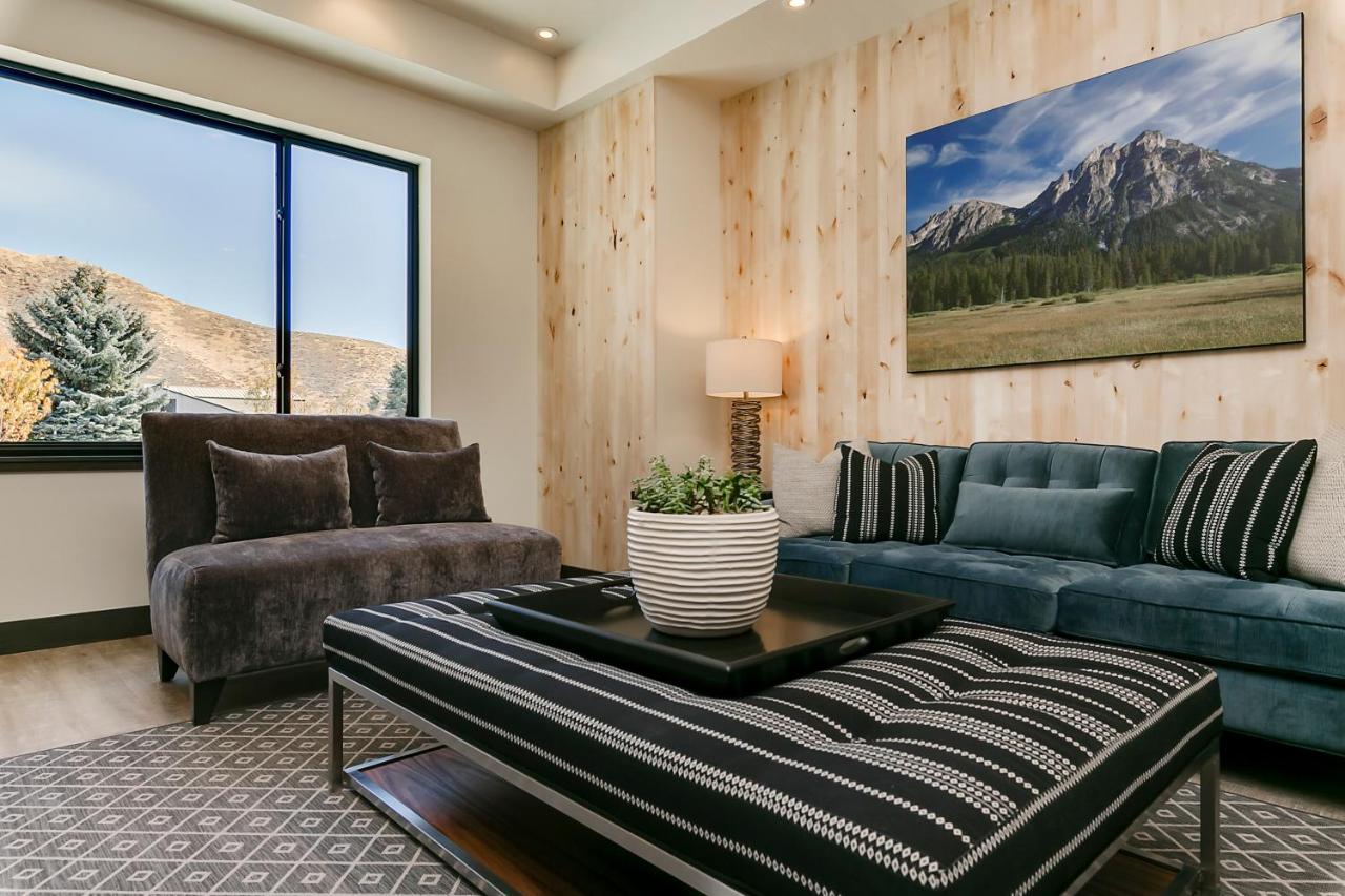 | Silver Creek Hotel