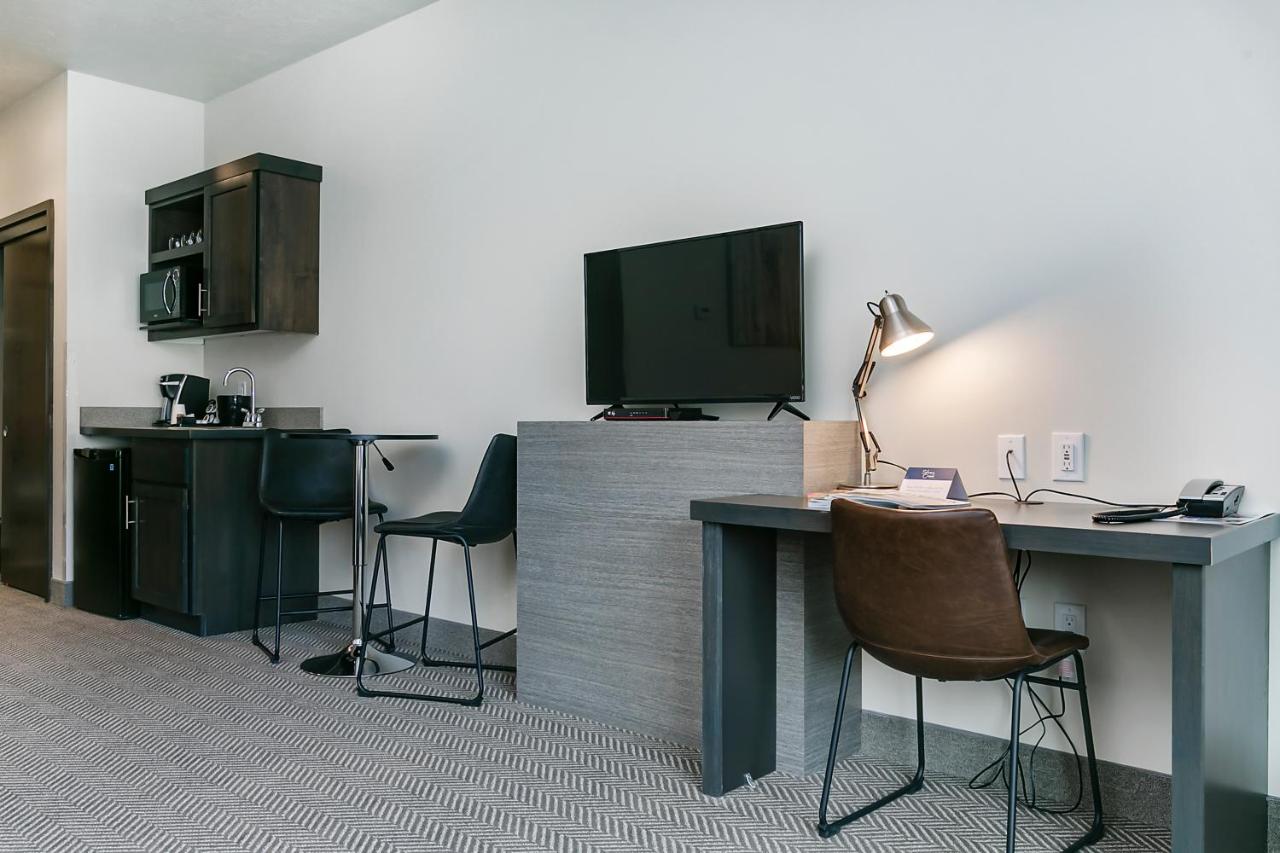 | Silver Creek Hotel