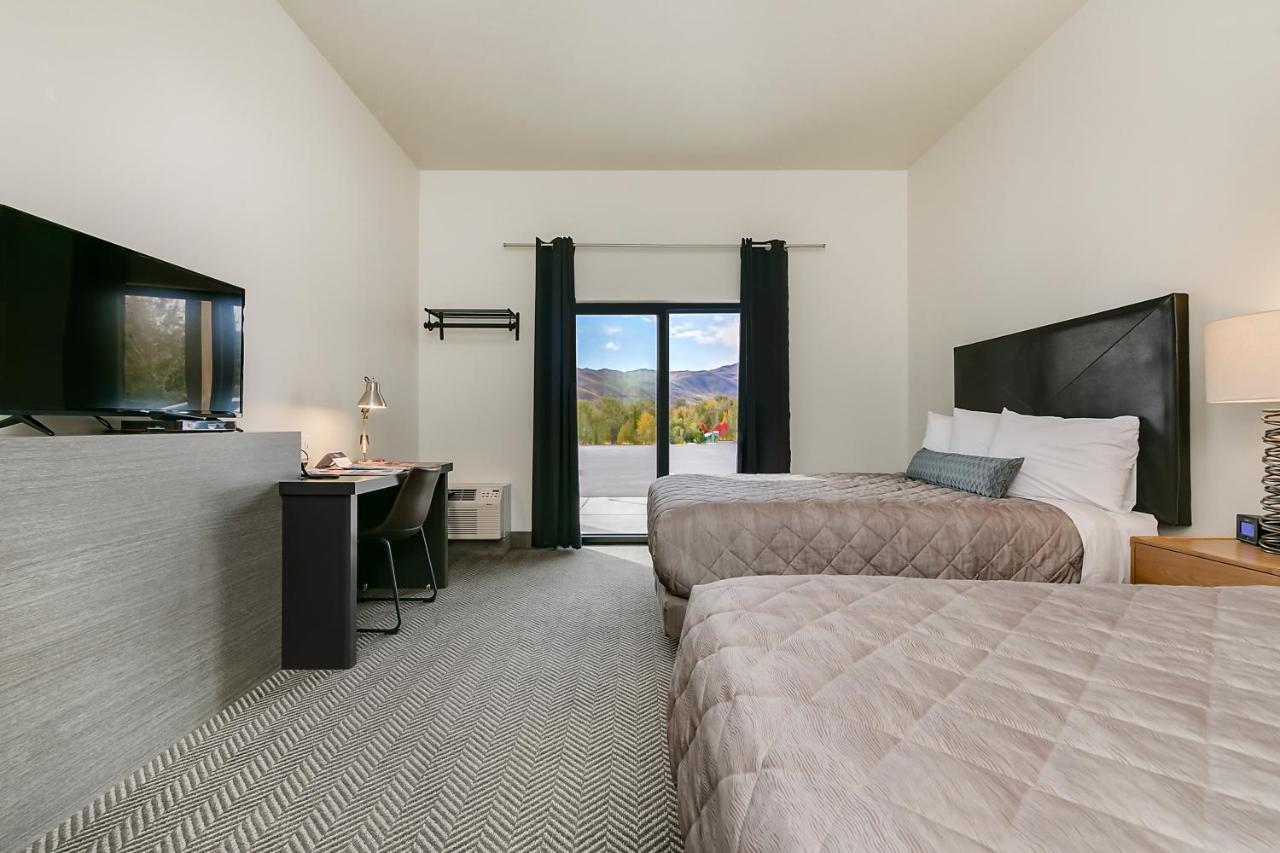 | Silver Creek Hotel