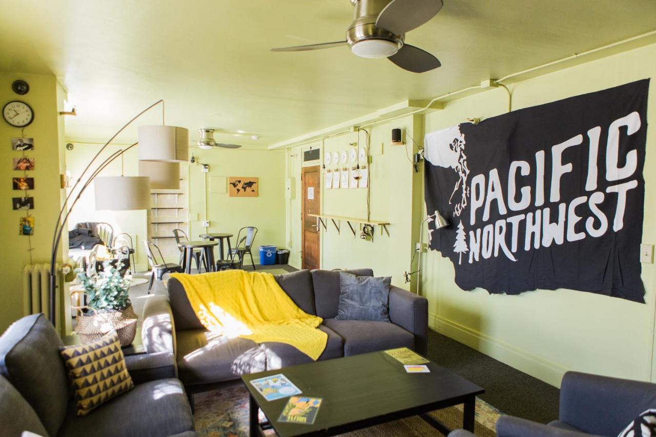 | HI - Seattle Hostel at the American Hotel