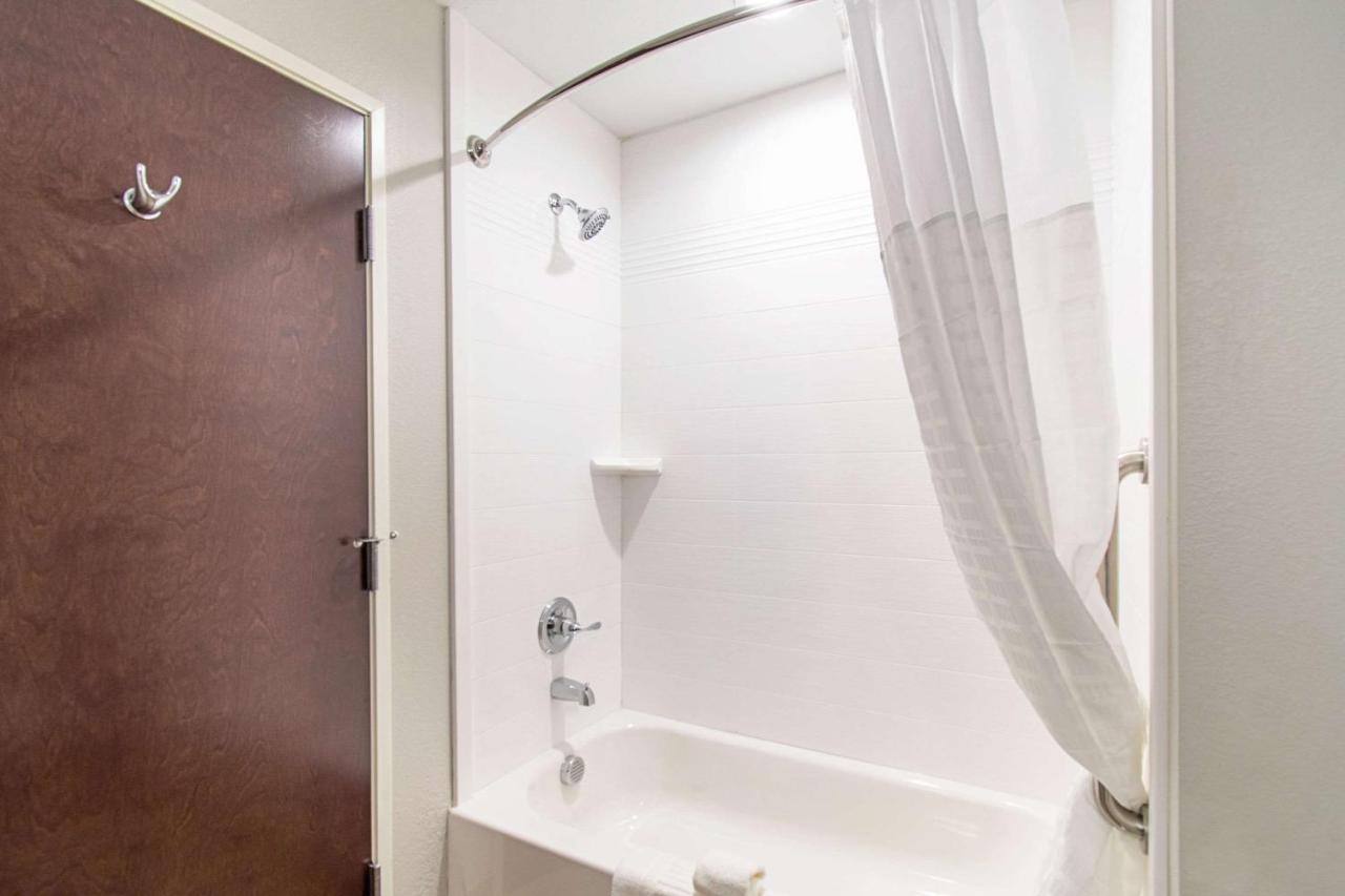 Queen Suite with Two Queen Beds - Non-Smoking at Comfort Suites Humble Houston IAH