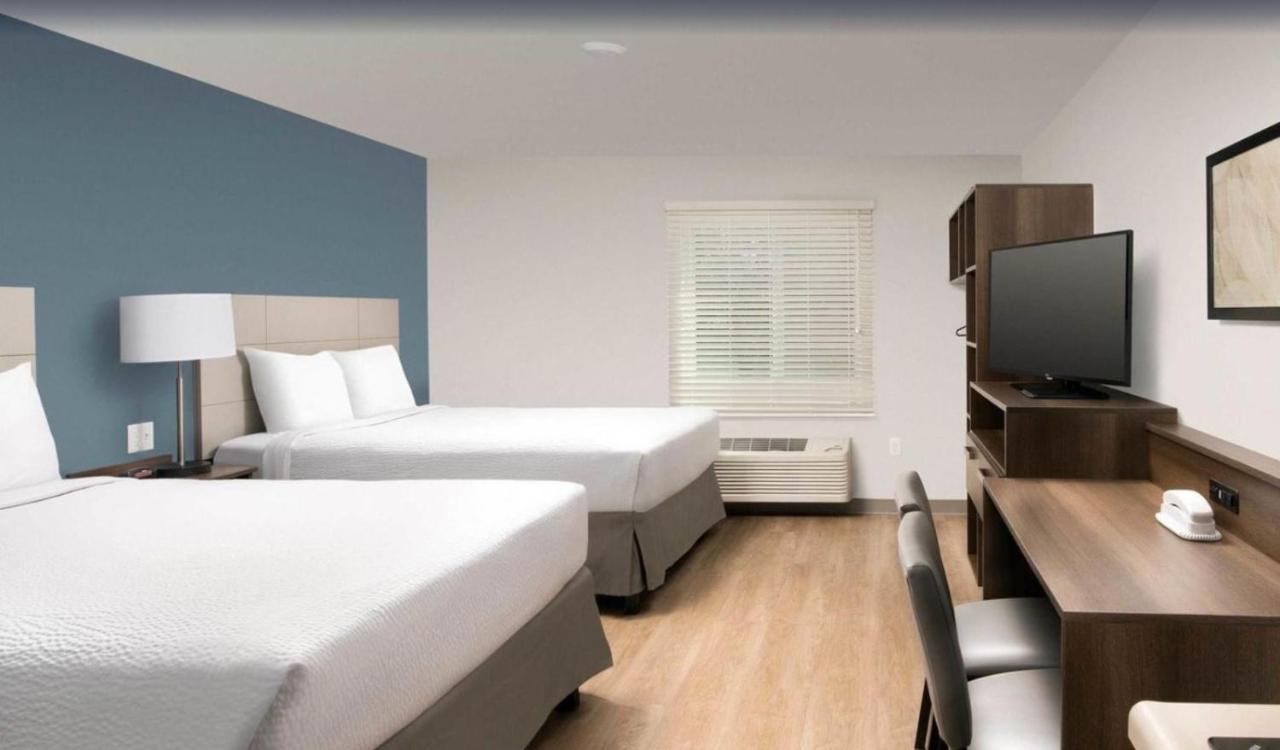Deluxe Queen Studio at WoodSpring Suites Lake Jackson