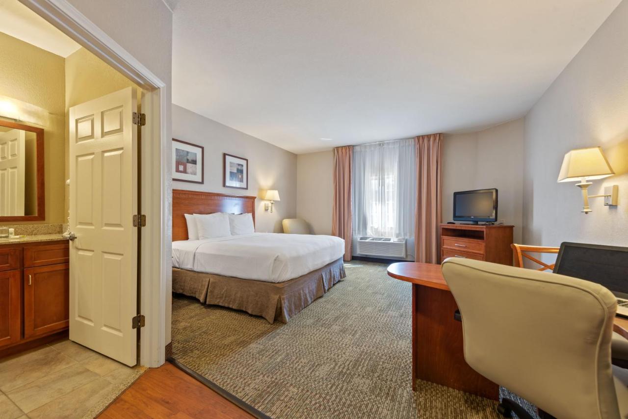 Studio King Room - Non-Smoking at Extended Stay America Suites Houston IAH Airport