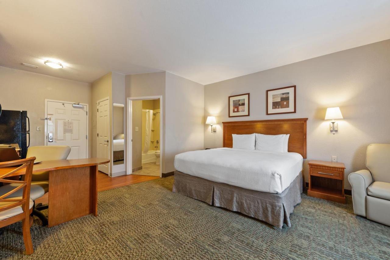 Studio King Room - Non-Smoking at Extended Stay America Suites Houston IAH Airport