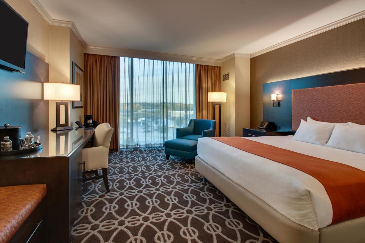 | Argosy Casino Hotel & Spa
