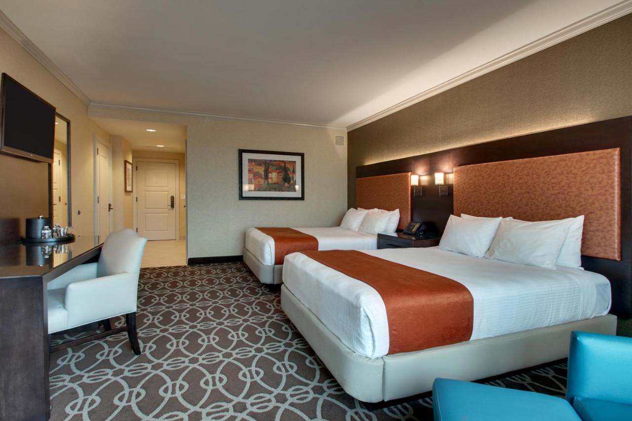 | Argosy Casino Hotel & Spa