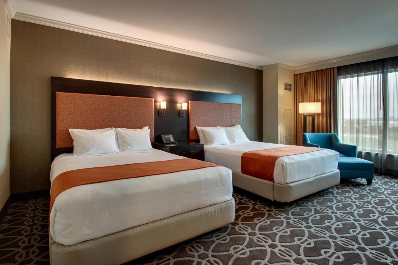 | Argosy Casino Hotel & Spa