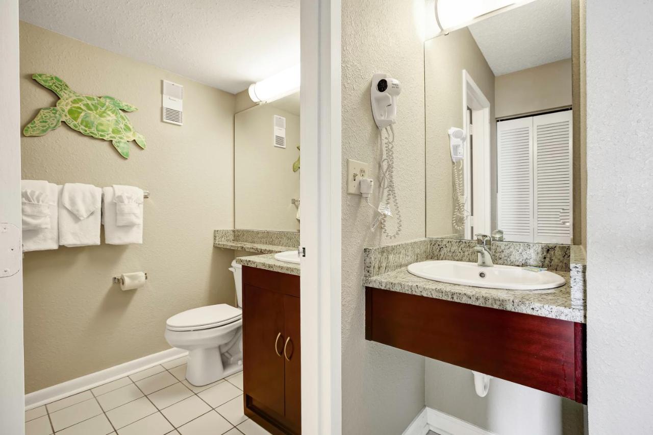 | Ocean Annie's Resorts
