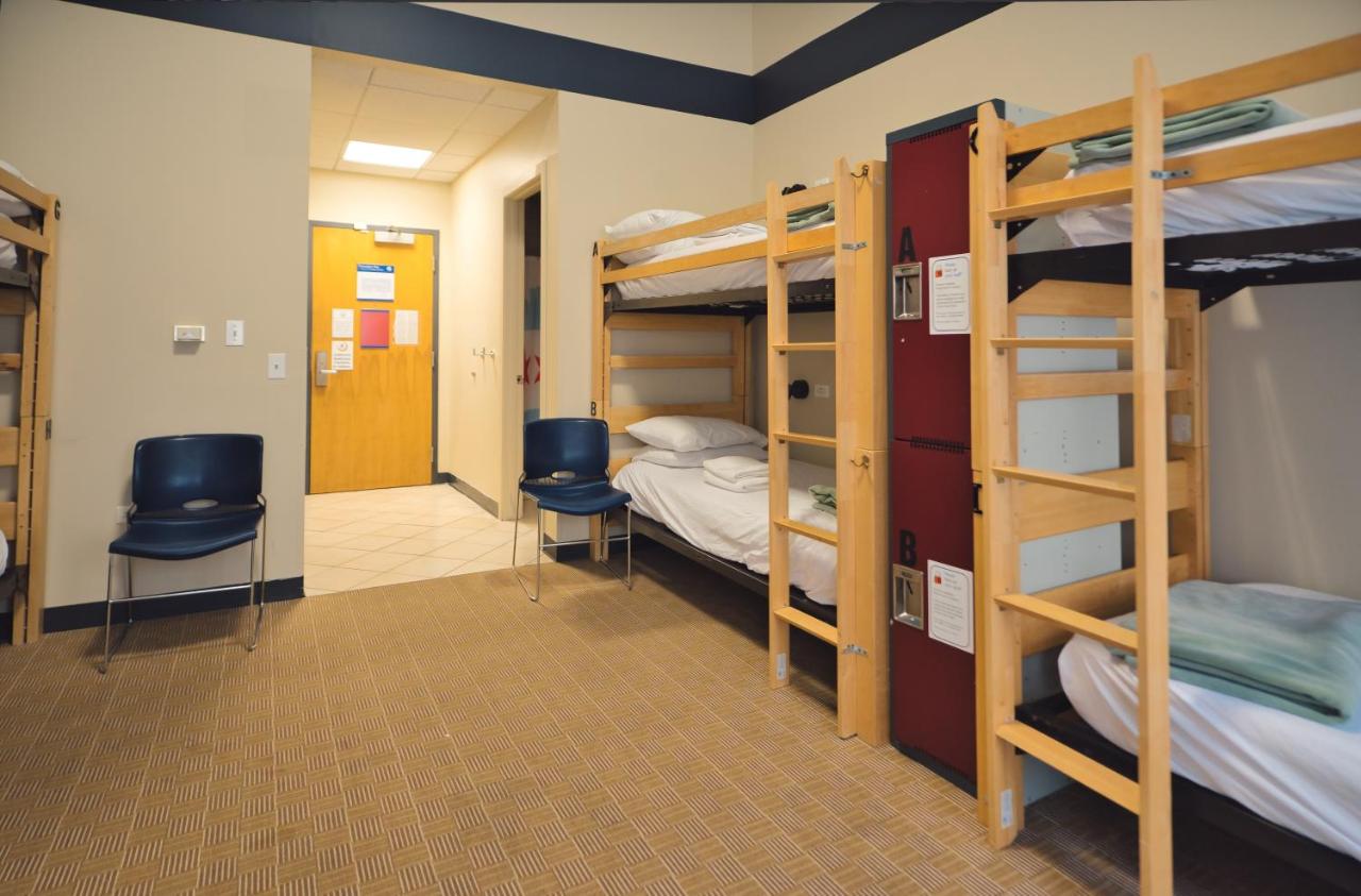 Bed in 8-Bed Female Dormitory Ensuite at HI Chicago Hostel