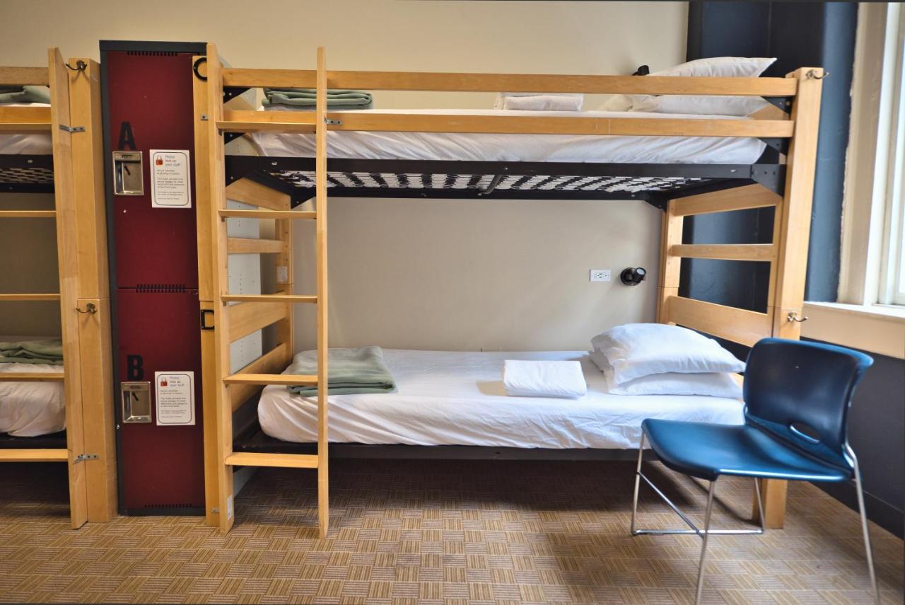 Bed in 8-Bed Female Dormitory Ensuite at HI Chicago Hostel