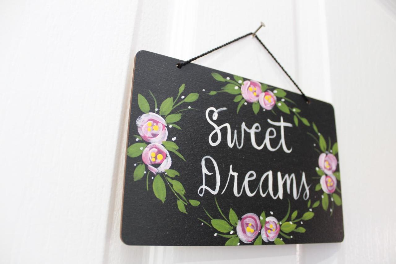 | Sweet Dreams B&B LA