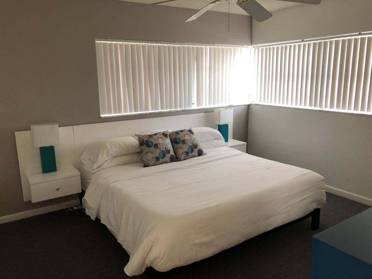 | Cheston House - Clothing Optional All Male Guesthouse