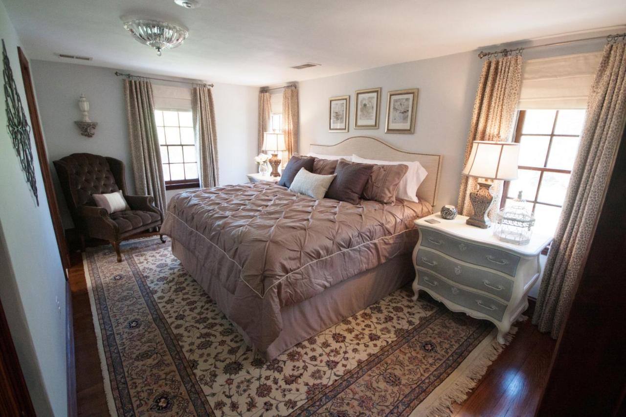 | Airwell Bed and Breakfast