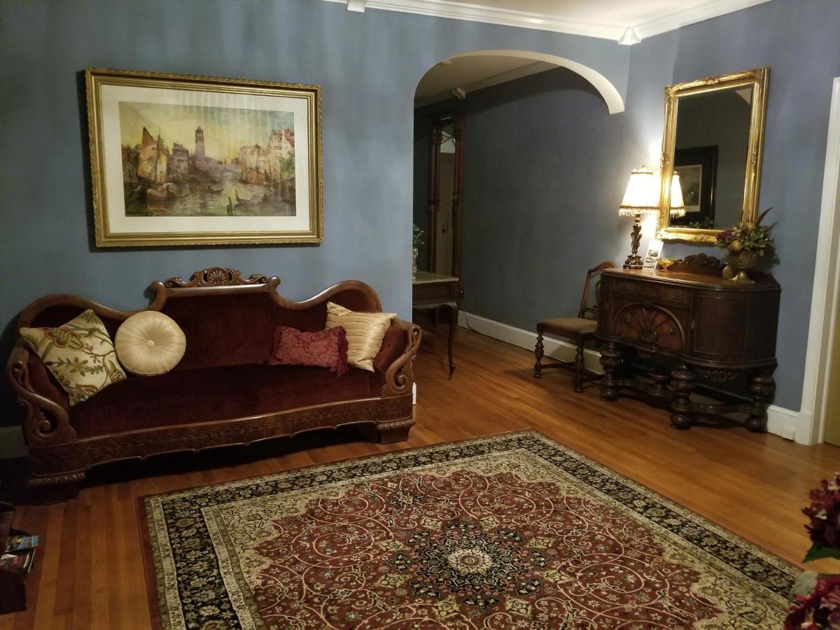 | Airwell Bed and Breakfast