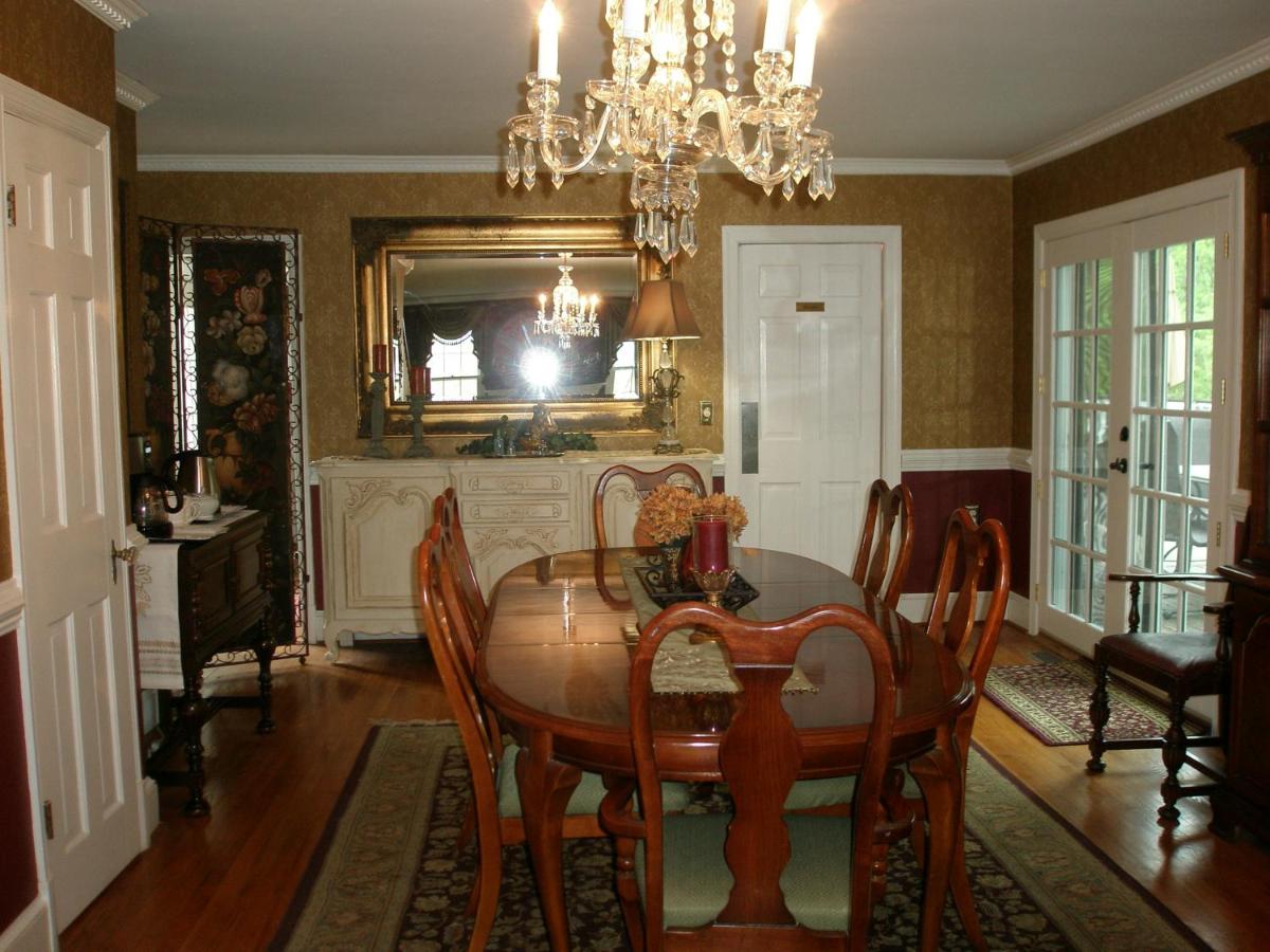 | Airwell Bed and Breakfast