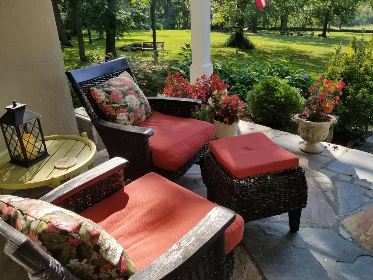 | Airwell Bed and Breakfast