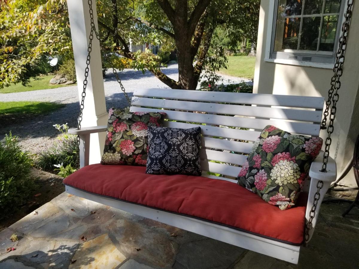 | Airwell Bed and Breakfast