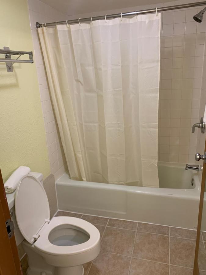 | Budget Inn Express