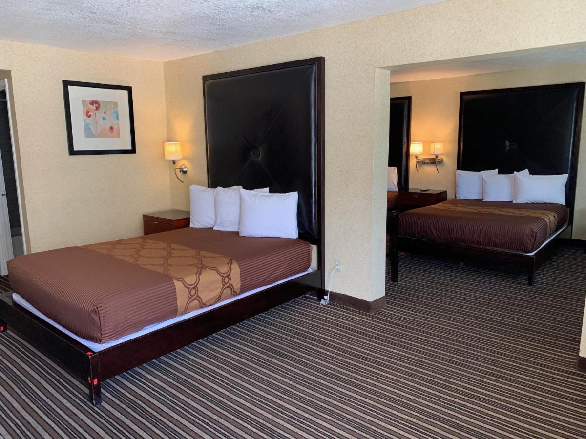 | Buena Park Inn