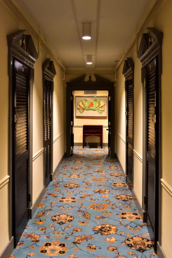  | Hotel Lombardy