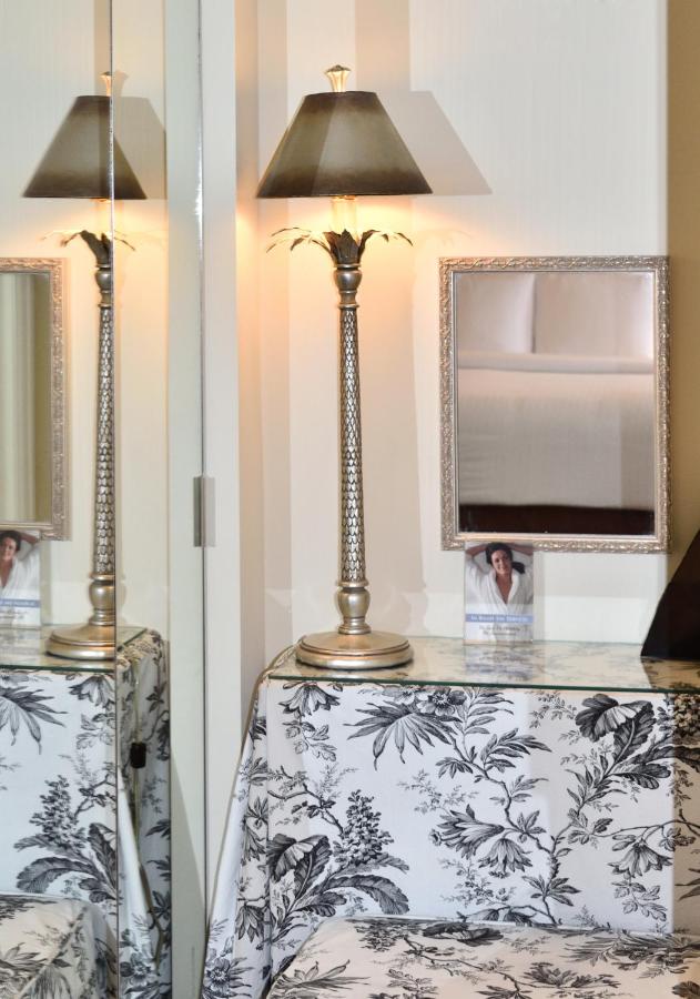 | Hotel Lombardy
