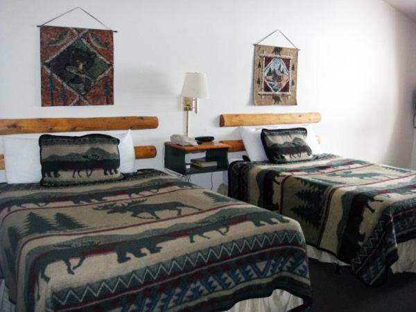  | Hiawatha Lodge Inn