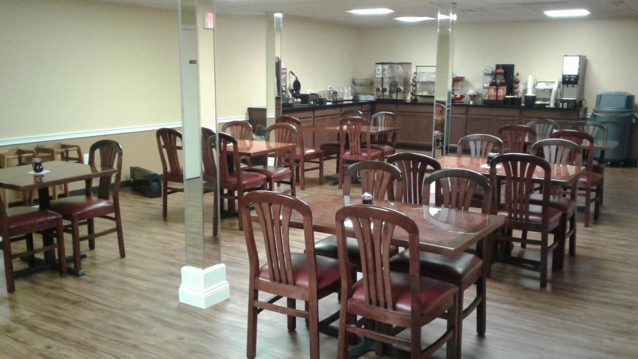| Ramada by Wyndham Groton