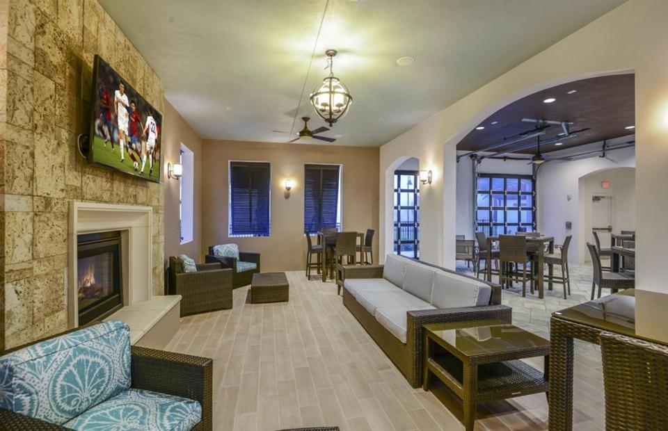  | Windsor-5 Bed Townhouse w/splashpool-3804WW
