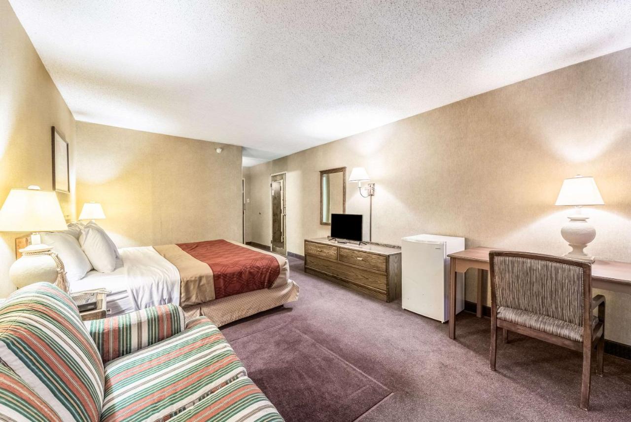 | Econo Lodge