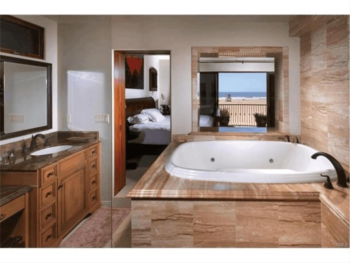 | Villa Jacqueline